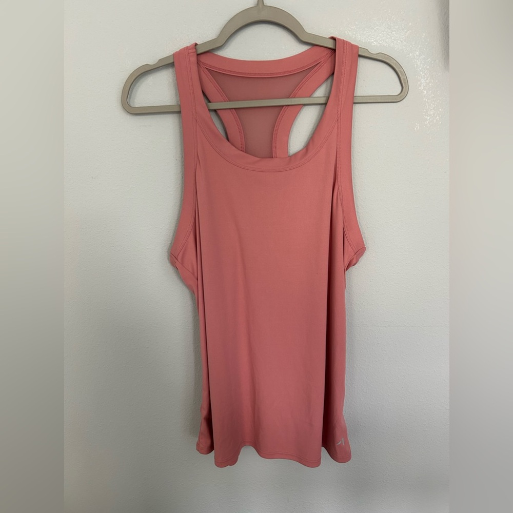 Athletic tank top